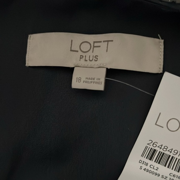 Loft Plus Ruffled Hem Sleeves Shift Dress Size 18 Plus NWT - Picture 5 of 8